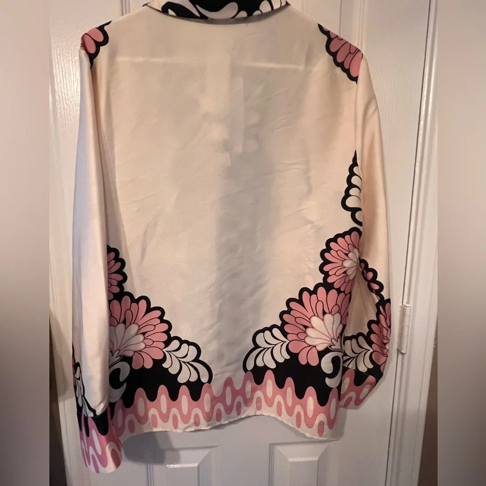 NWT Zara size small cream, black and pink button down - Picture 5 of 7